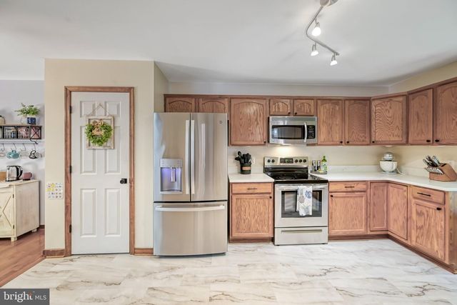 12008 SYCAMORE SHOALS DR, Bumpass, VA 23024