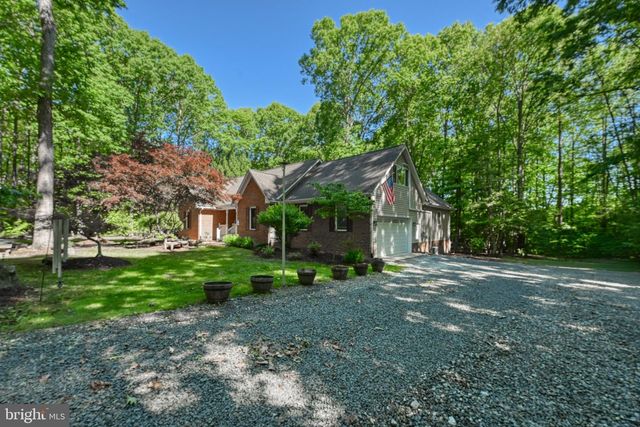 12008 SYCAMORE SHOALS DR, Bumpass, VA 23024