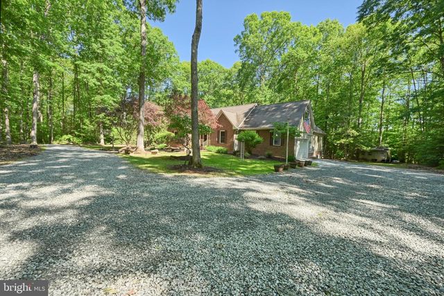 12008 SYCAMORE SHOALS DR, Bumpass, VA 23024