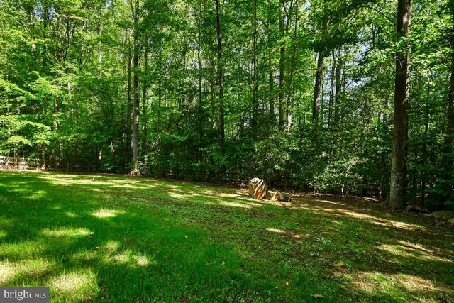 12008 SYCAMORE SHOALS DR, Bumpass, VA 23024
