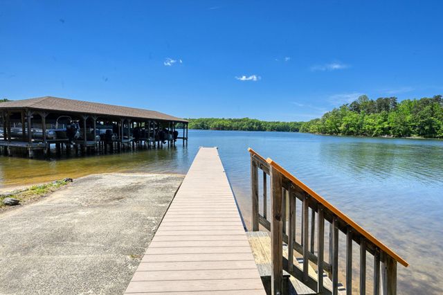 12008 SYCAMORE SHOALS DR, Bumpass, VA 23024