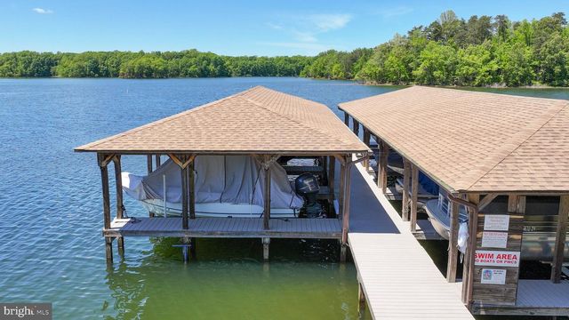 12008 SYCAMORE SHOALS DR, Bumpass, VA 23024