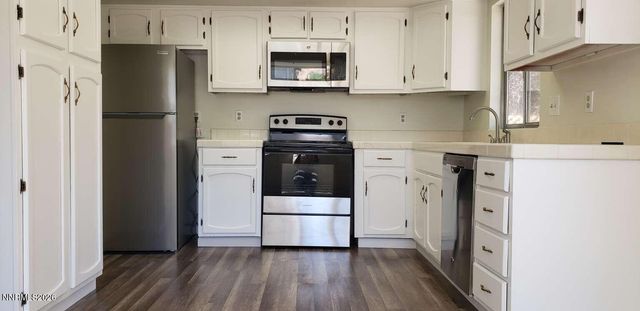 1850 Del Rosa Drive, Sparks, NV 89434