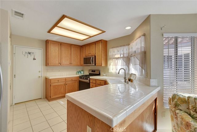 1923 Tamarack, Hemet, CA 92545