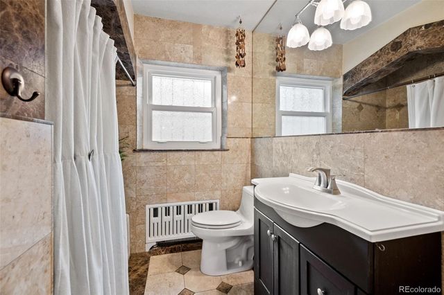 2995 Albion Street, Denver, CO 80207