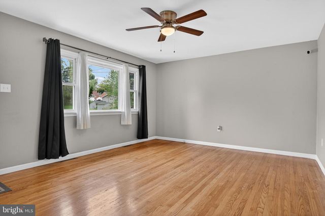 6216 PINE ST, Harrisburg, PA 17112