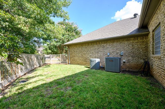 6318 Sonora Drive, Granbury, TX 76049