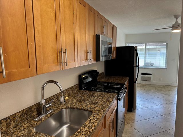 1760 SW 21st Street B, Fort Lauderdale, FL 33315