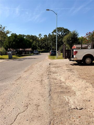 12915 Slater Lane, Houston, TX 77039