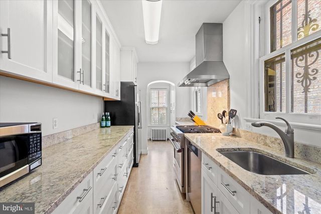 2021 Q ST NW, Washington, DC 20009