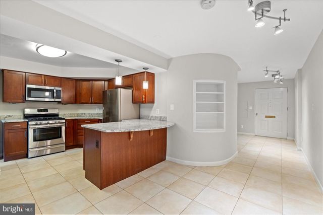 2021 Q ST NW, Washington, DC 20009