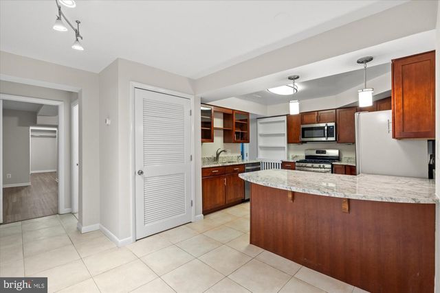 2021 Q ST NW, Washington, DC 20009