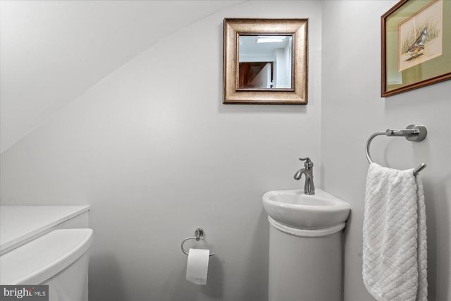 2021 Q ST NW, Washington, DC 20009