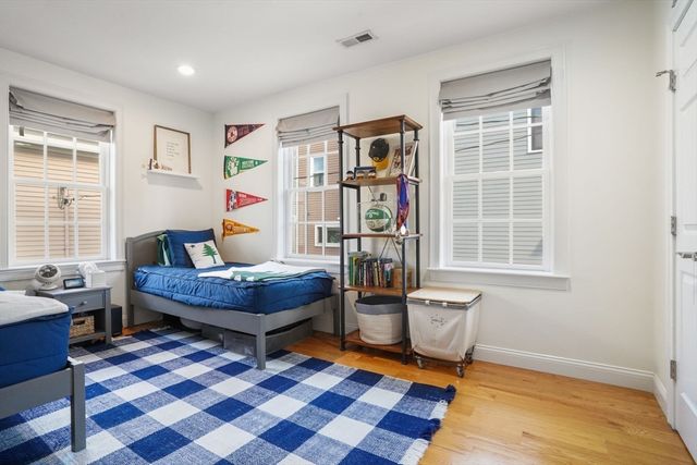 127 High St, Boston, MA 02129
