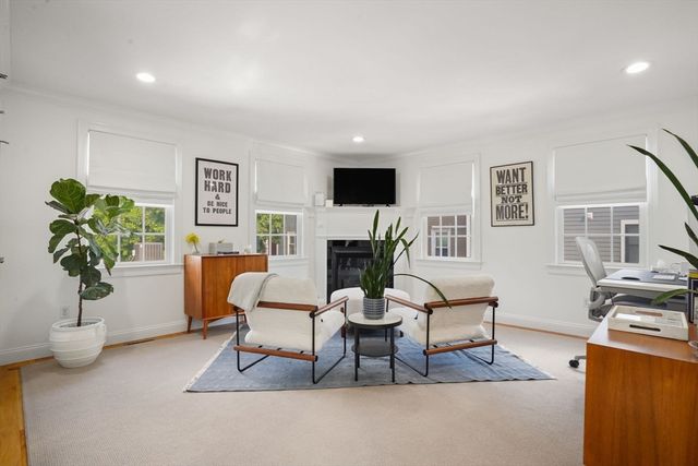 127 High St, Boston, MA 02129
