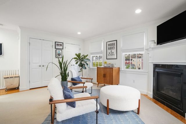 127 High St, Boston, MA 02129