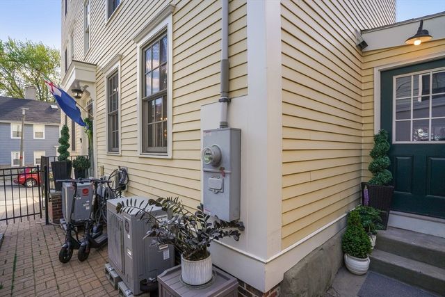 127 High St, Boston, MA 02129