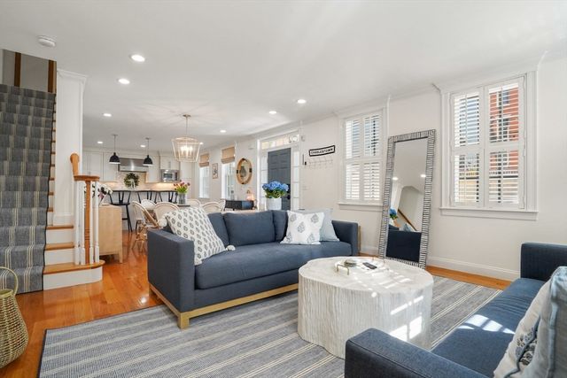 127 High St, Boston, MA 02129