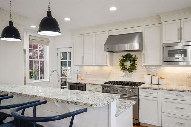 127 High St, Boston, MA 02129