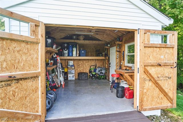 222 Emerald Avenue, Streetsboro, OH 44241