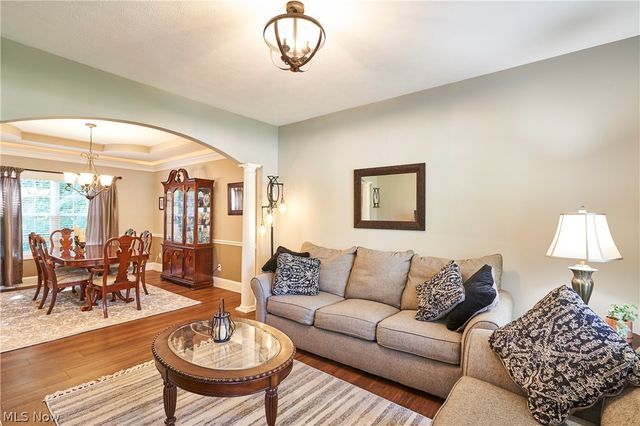 222 Emerald Avenue, Streetsboro, OH 44241