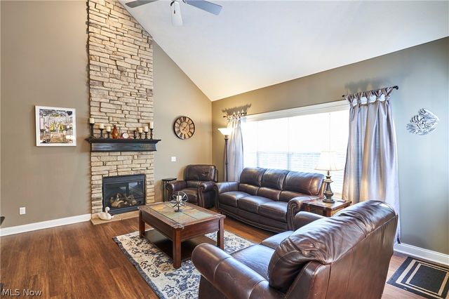 222 Emerald Avenue, Streetsboro, OH 44241