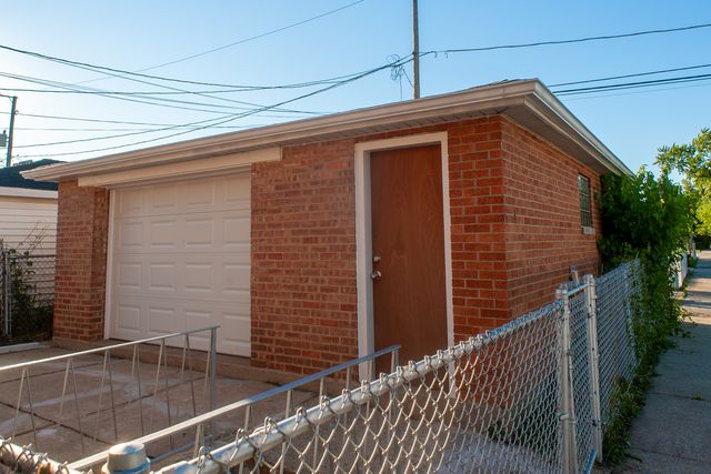 336 E 91st Street, Chicago, IL 60619
