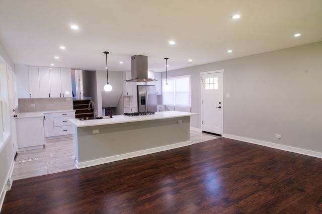 336 E 91st Street, Chicago, IL 60619