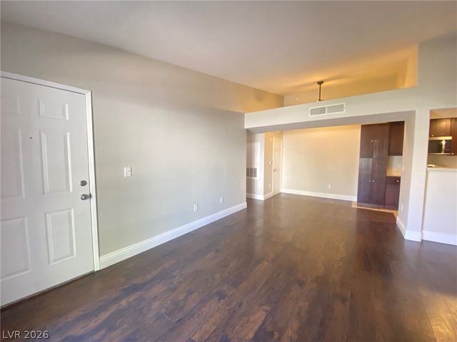 7885 West Flamingo Road 1050, Las Vegas, NV 89147