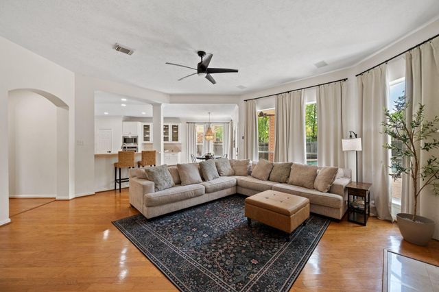 3207 S Woodstream Way, Houston, TX 77345