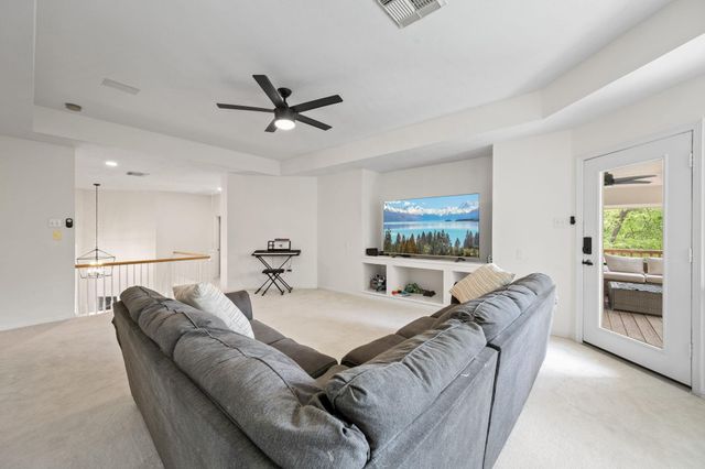 3207 S Woodstream Way, Houston, TX 77345