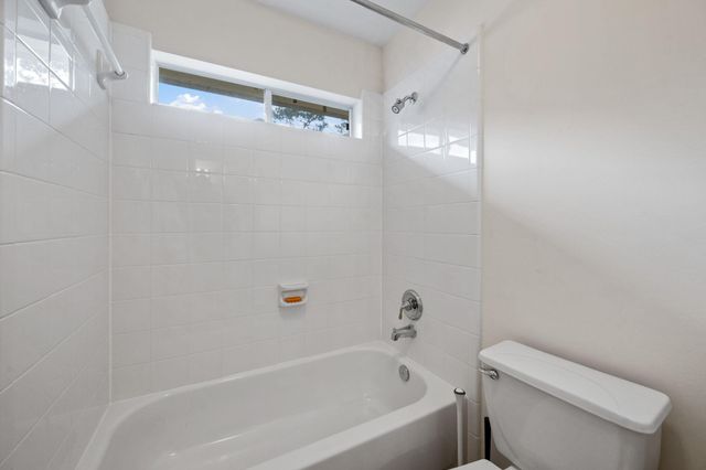 3207 S Woodstream Way, Houston, TX 77345