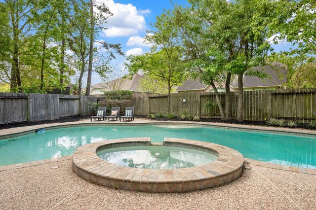 3207 S Woodstream Way, Houston, TX 77345