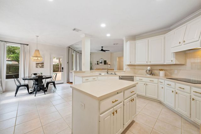 3207 S Woodstream Way, Houston, TX 77345