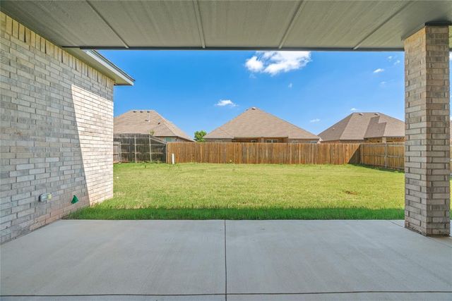 12017 SW 51st Street, Mustang, OK 73064