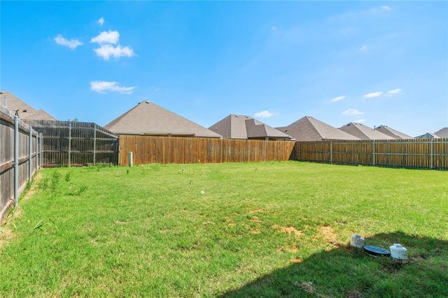 12017 SW 51st Street, Mustang, OK 73064