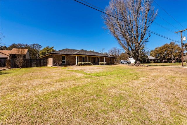 505 Canyon Wren DR, Buda, TX 78610