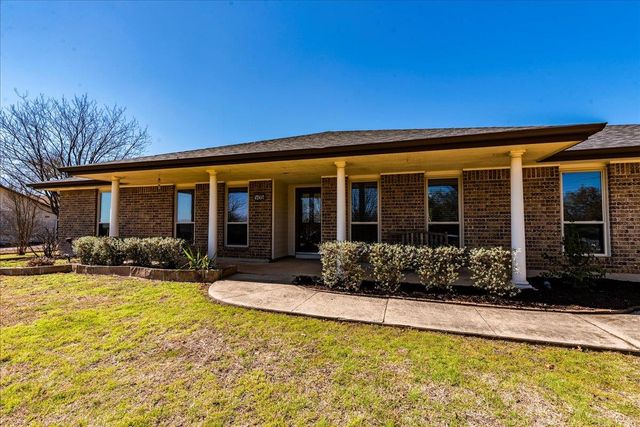 505 Canyon Wren DR, Buda, TX 78610