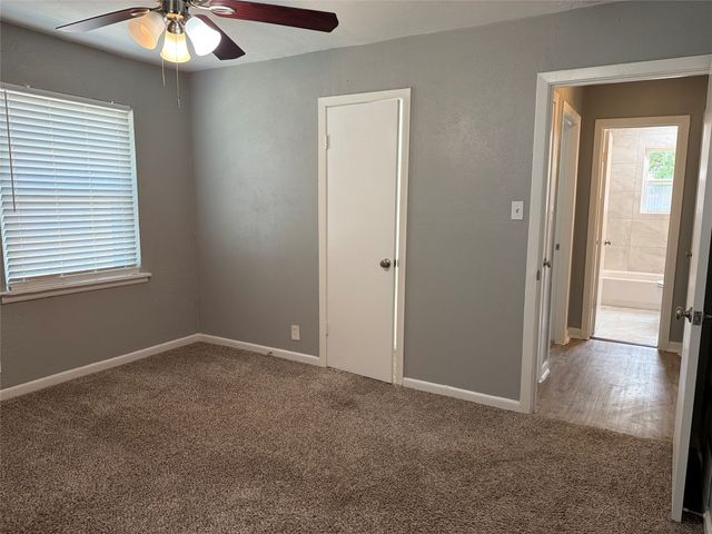 2505 Normont Circle, Fort Worth, TX 76103