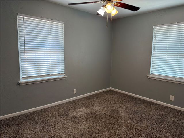 2505 Normont Circle, Fort Worth, TX 76103