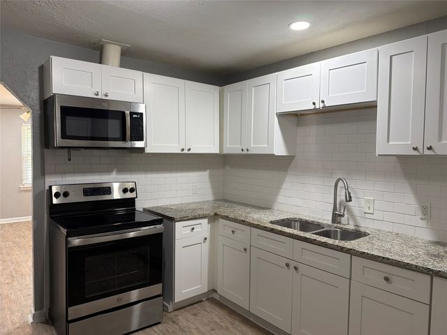 2505 Normont Circle, Fort Worth, TX 76103