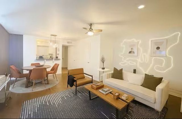 2727 Reagan Street D, Dallas, TX 75219