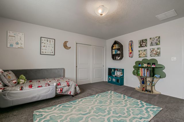 6124 Nauman Drive, Albuquerque, NM 87106