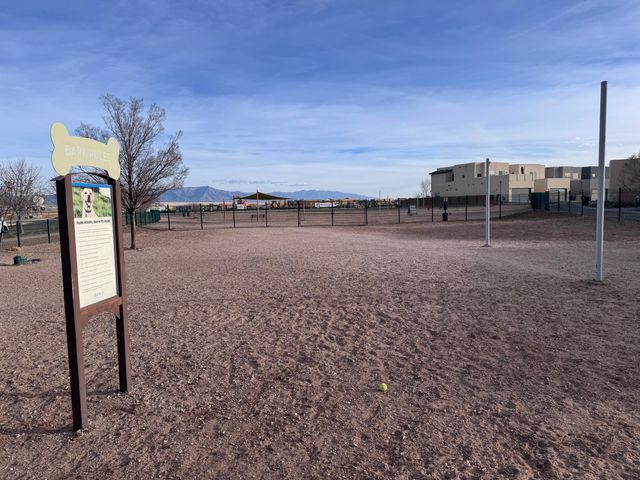 6124 Nauman Drive, Albuquerque, NM 87106