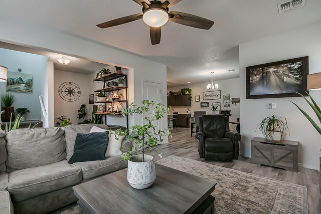 6124 Nauman Drive, Albuquerque, NM 87106