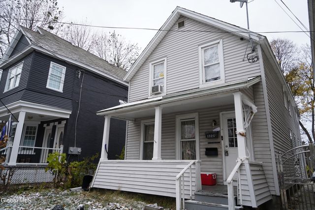 1325 6th Avenue, Schenectady, NY 12303