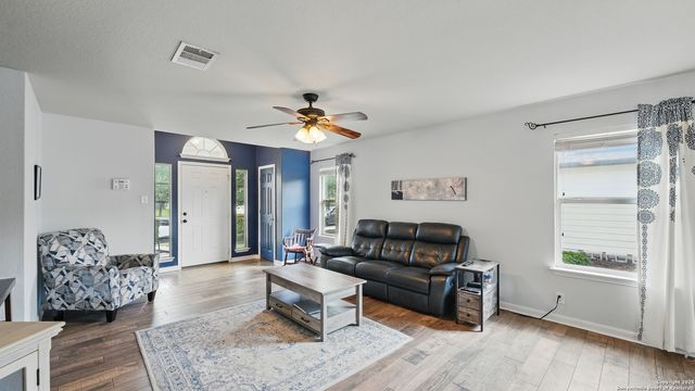 760 Guna, New Braunfels, TX 78130