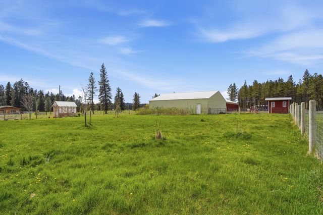 8118 S Spotted Rd, Cheney, WA 99004