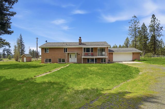 8118 S Spotted Rd, Cheney, WA 99004