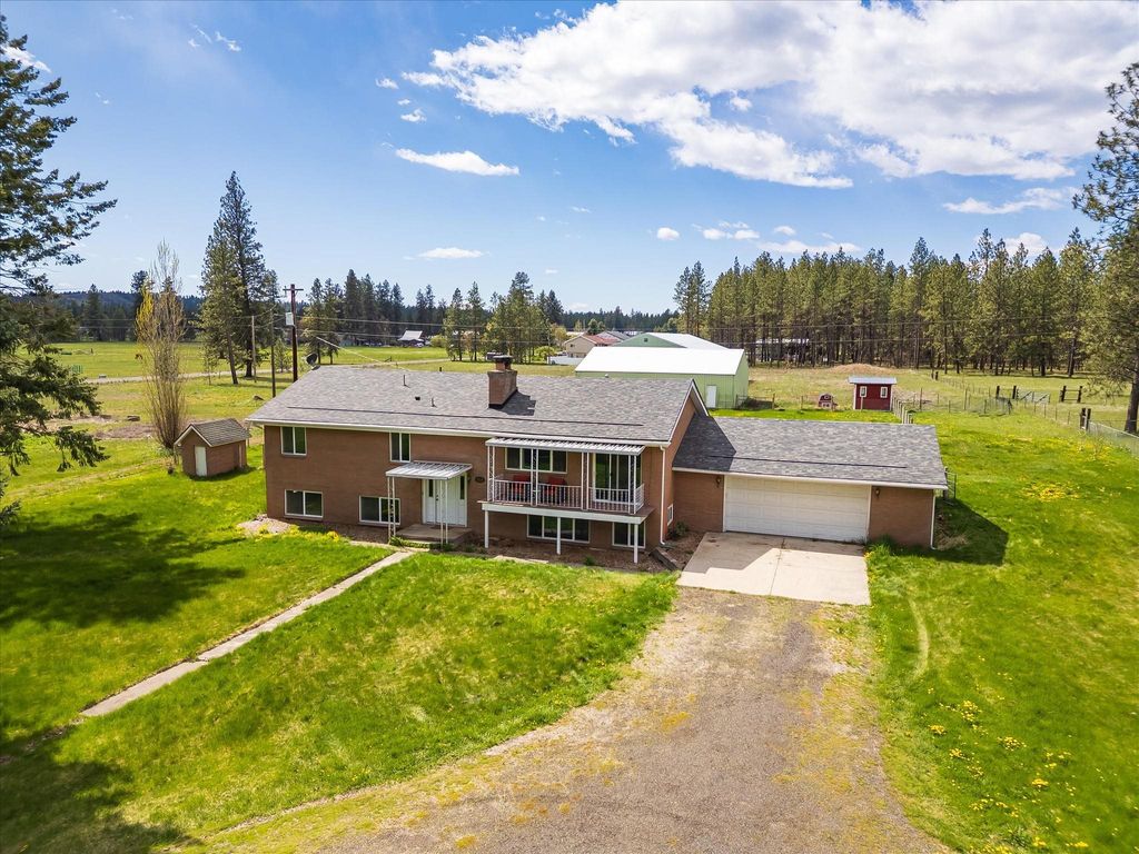 8118 S Spotted Rd, Cheney, WA 99004